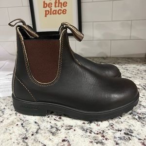 New Blundstone 500 Stout brown size 8